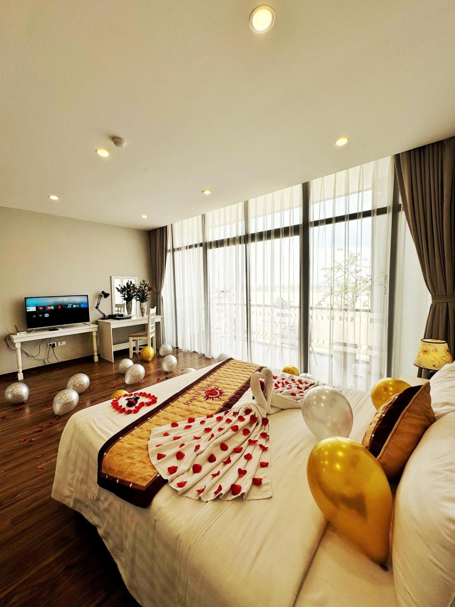 Sunrise Hanoi Hotel Екстер'єр фото