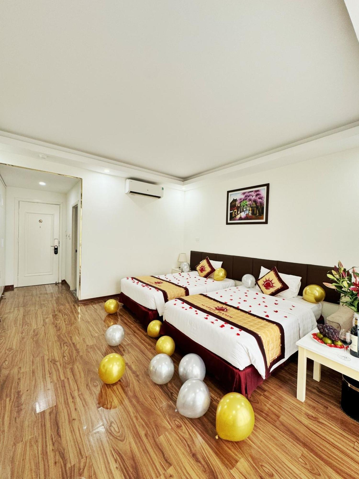 Sunrise Hanoi Hotel Екстер'єр фото